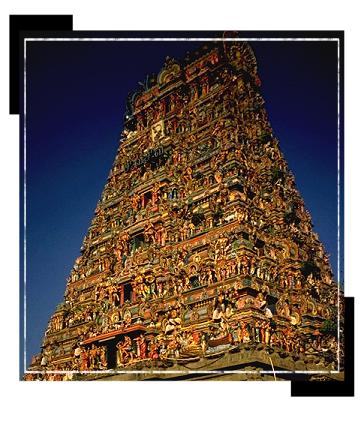 Meenakshi Temple (16th century) with an incredible number of statues representing gods. Visited by up to 10,000 pilgrims on a normal day and many more during festivities